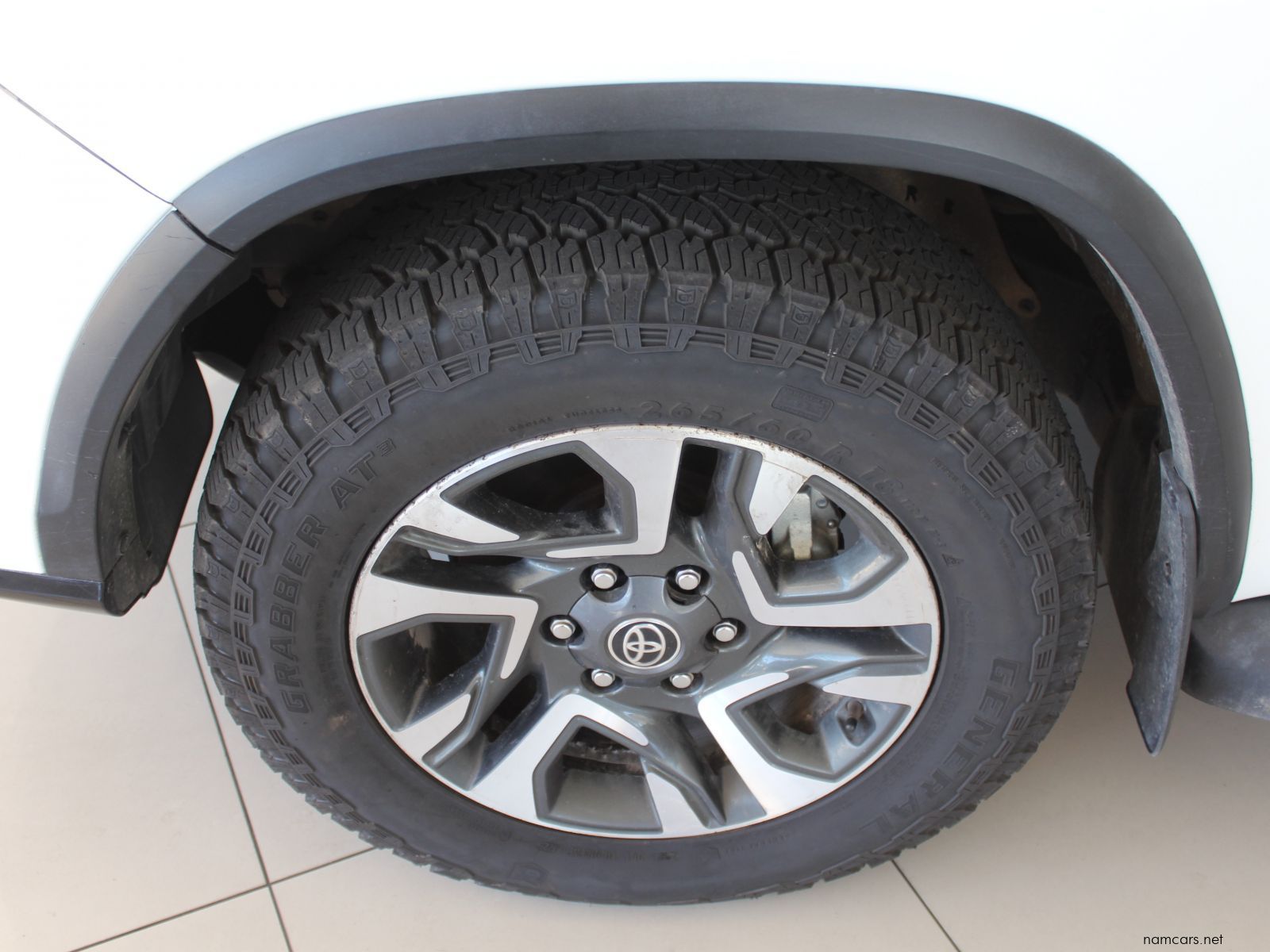 2025 Toyota Fortuner 2.4 GD6 4x4 auto photo