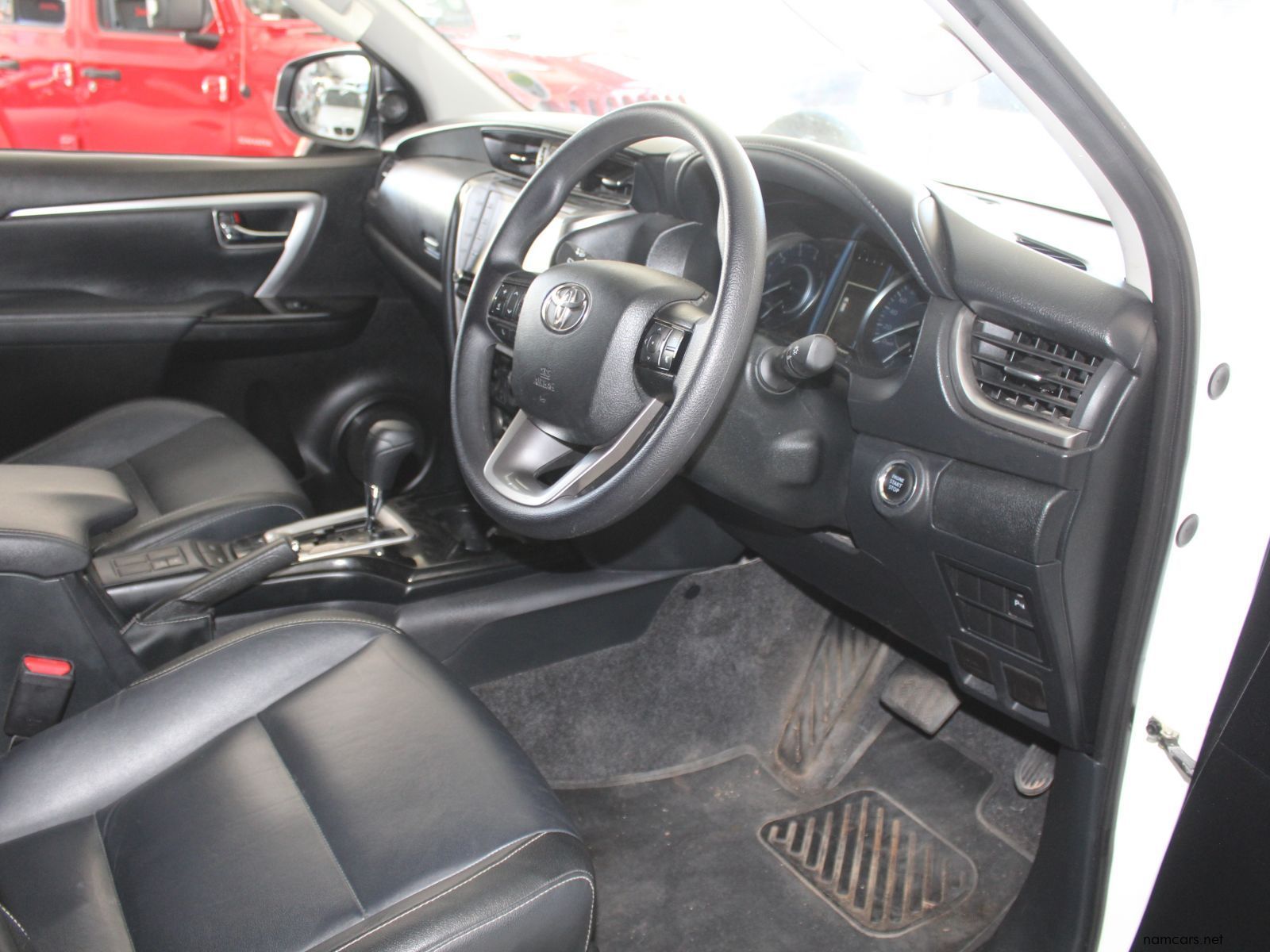 2025 Toyota Fortuner 2.4 GD6 4x4 auto photo