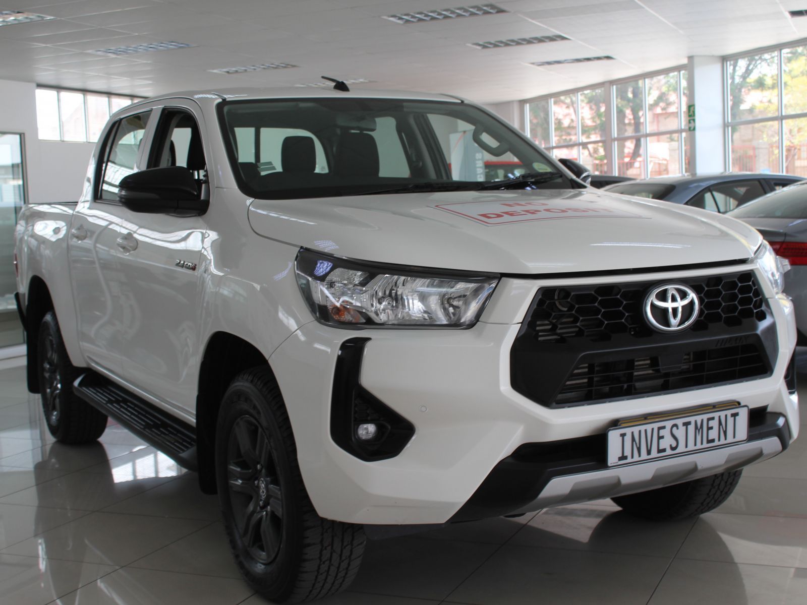 2024 Toyota Hilux 2.4 GD6 SRX 4x4 Auto D cab photo