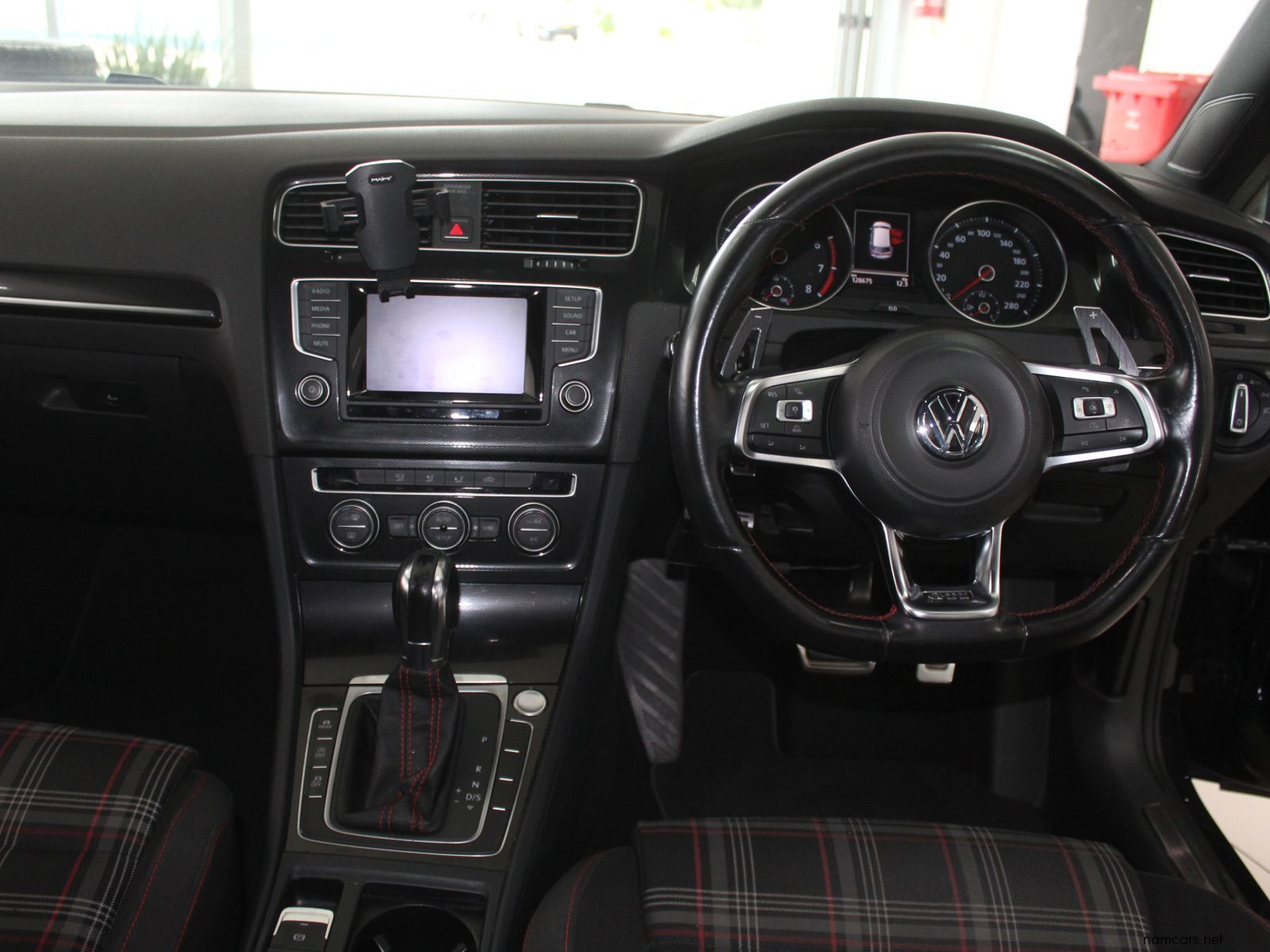 2014 Volkswagen Golf 7 GTI photo