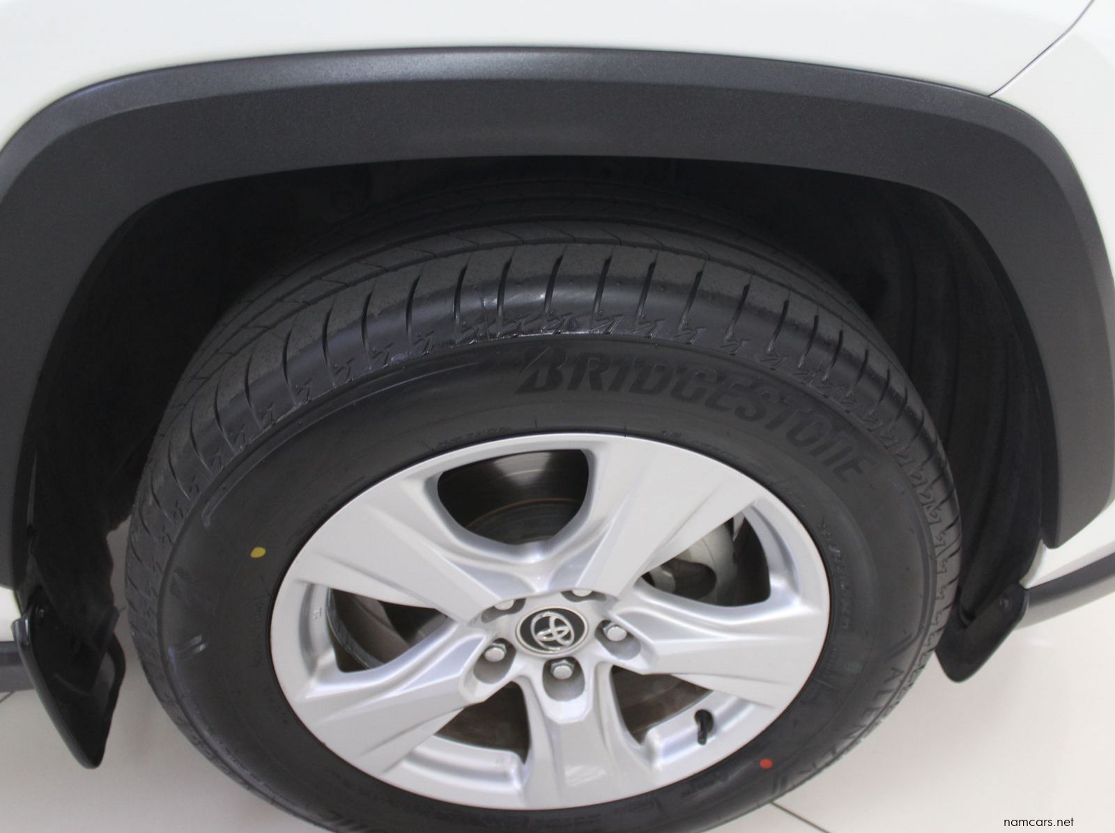 2019 Toyota RAV4 2.0 GX auto pictures