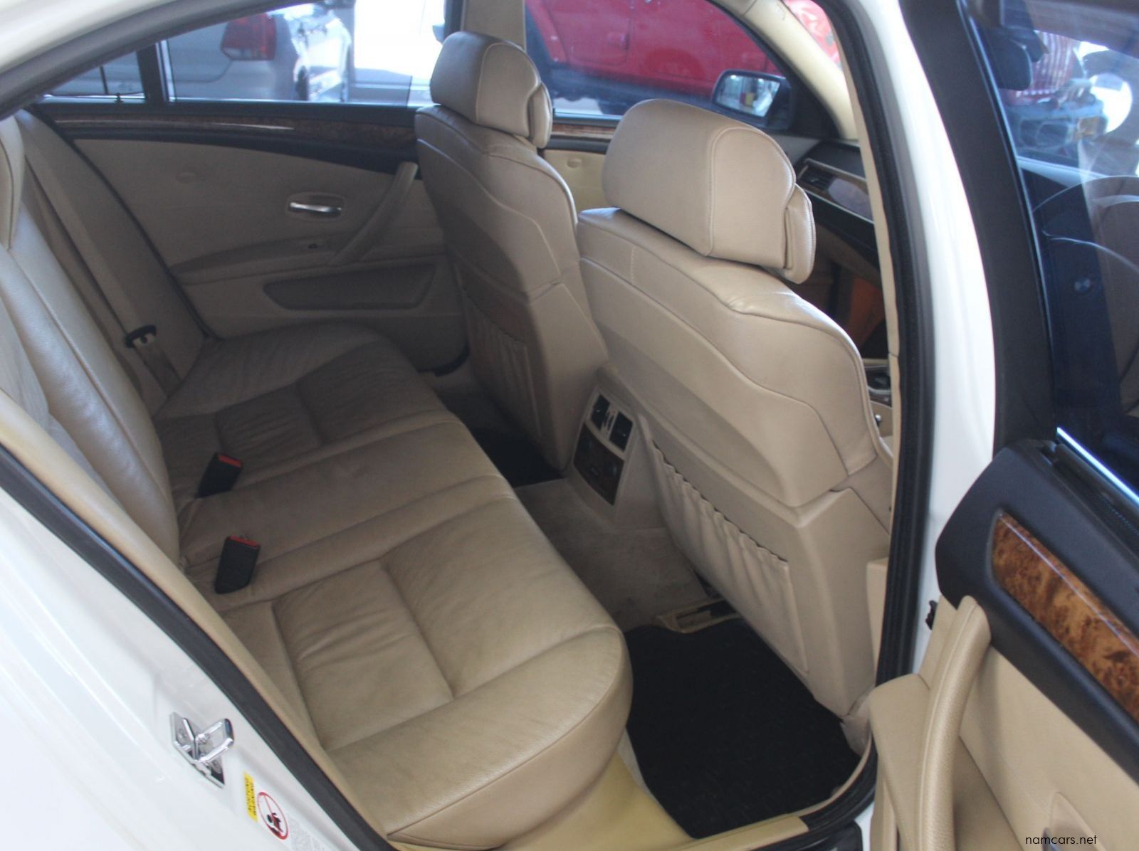 2008 BMW 530i Sedan pictures