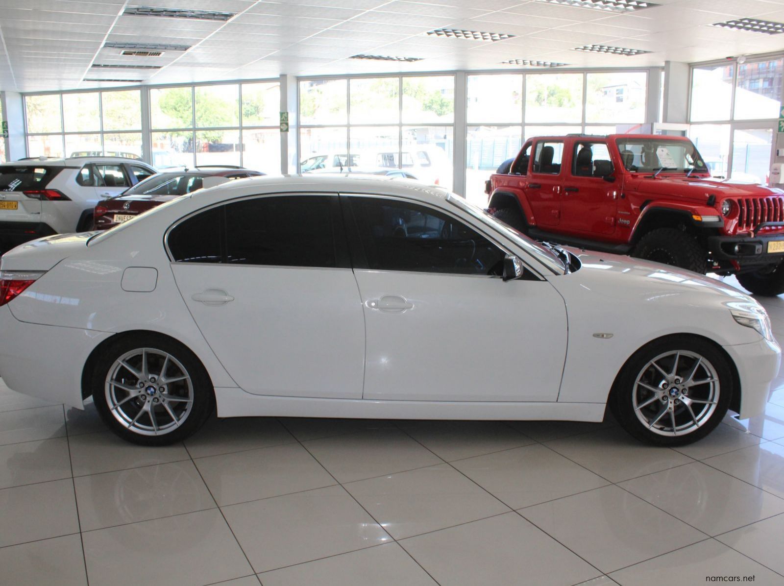 2008 BMW 530i Sedan pictures