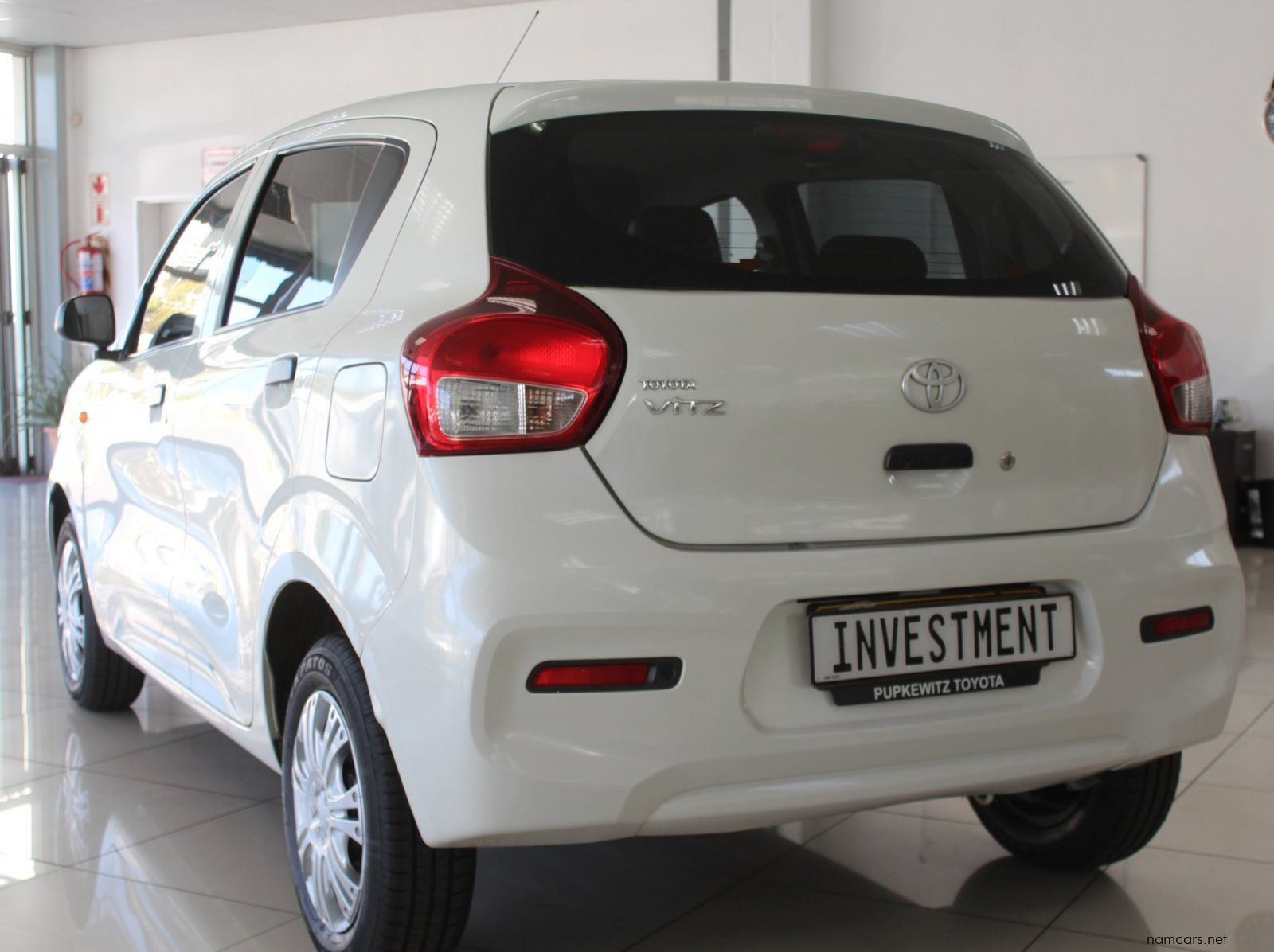 2025 Toyota Vitz 1.0 MT pictures