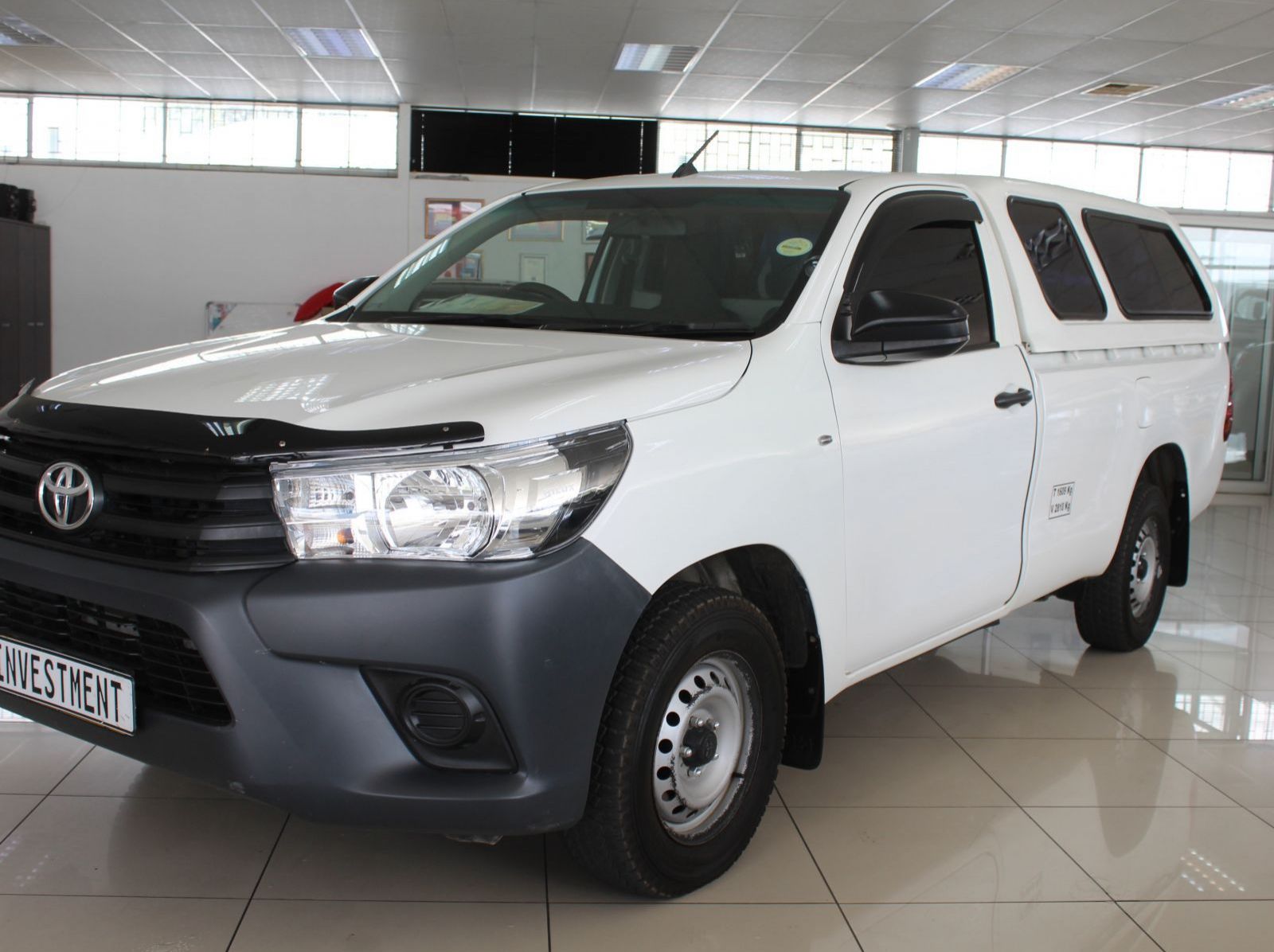 2020 Toyota Hilux GD 2.4 Diesel  S cab 4x2 pictures