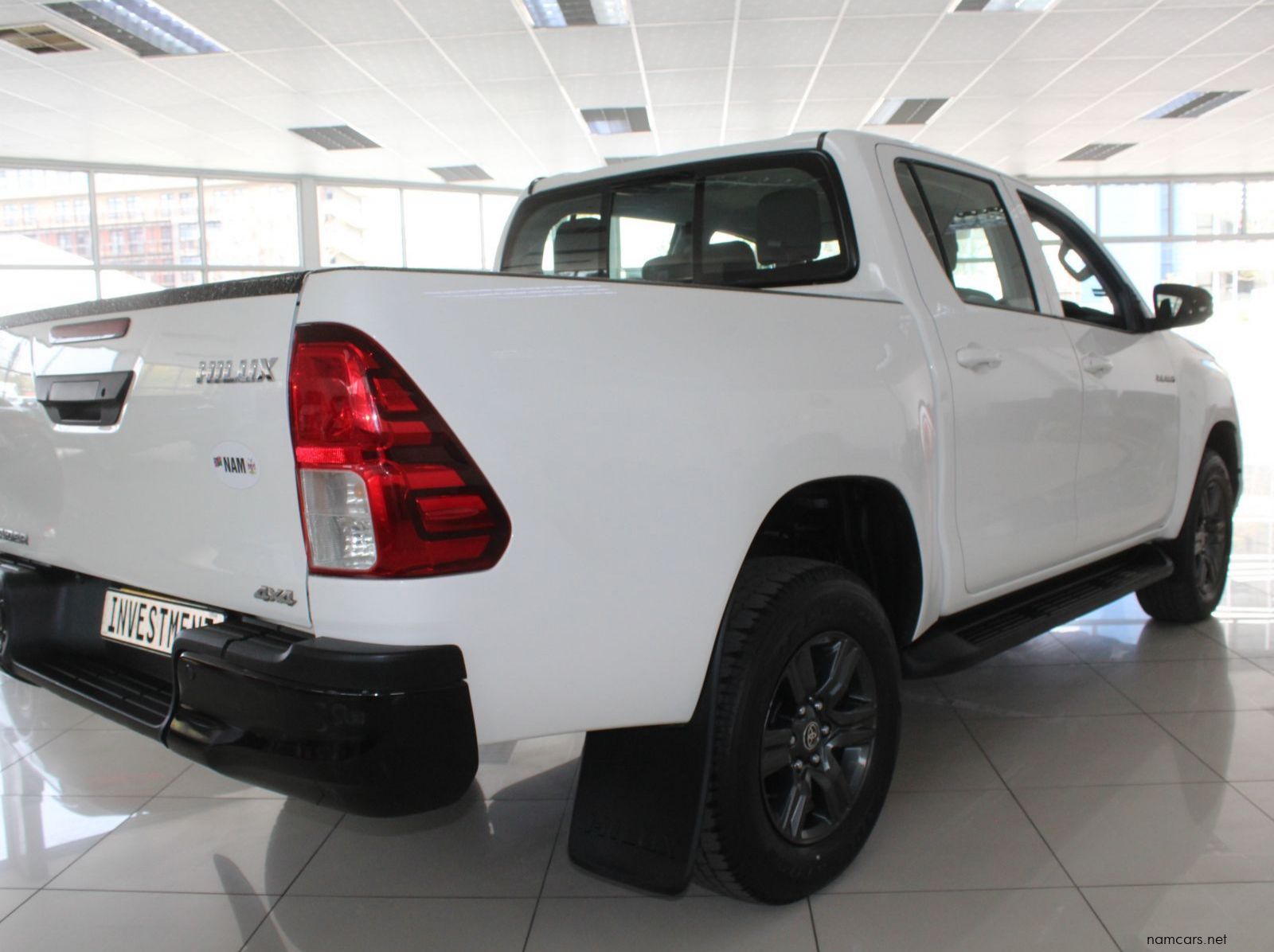 2024 Toyota Hilux 2.4 GD6 SRX 4x4 Auto D cab pictures