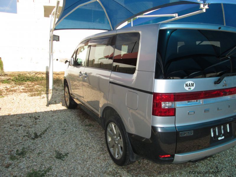 2008 Mitsubishi DELICA photo