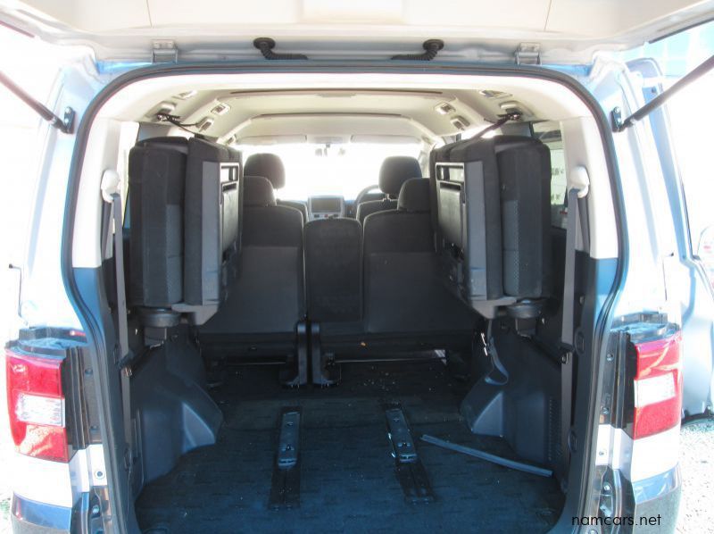 2008 Mitsubishi DELICA pictures