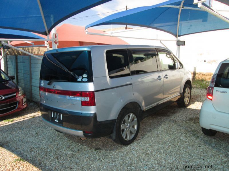 2008 Mitsubishi DELICA pictures