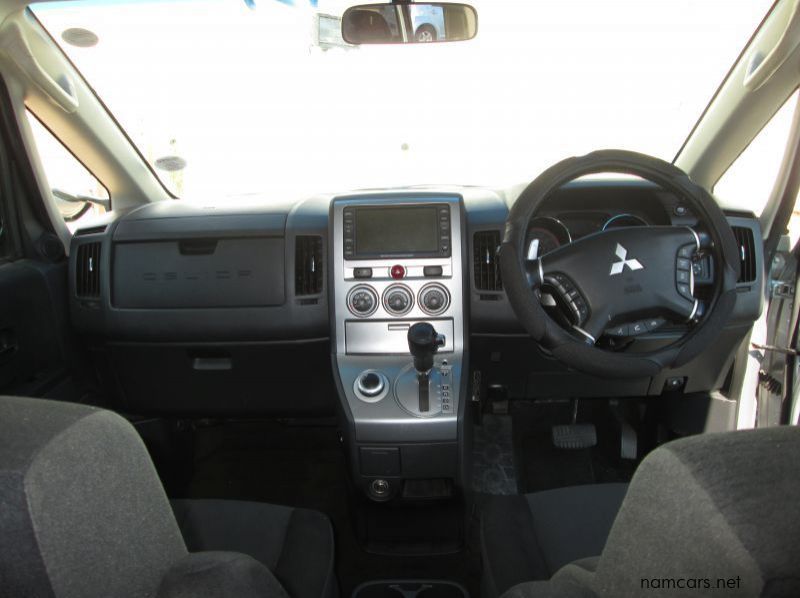 2008 Mitsubishi DELICA pictures