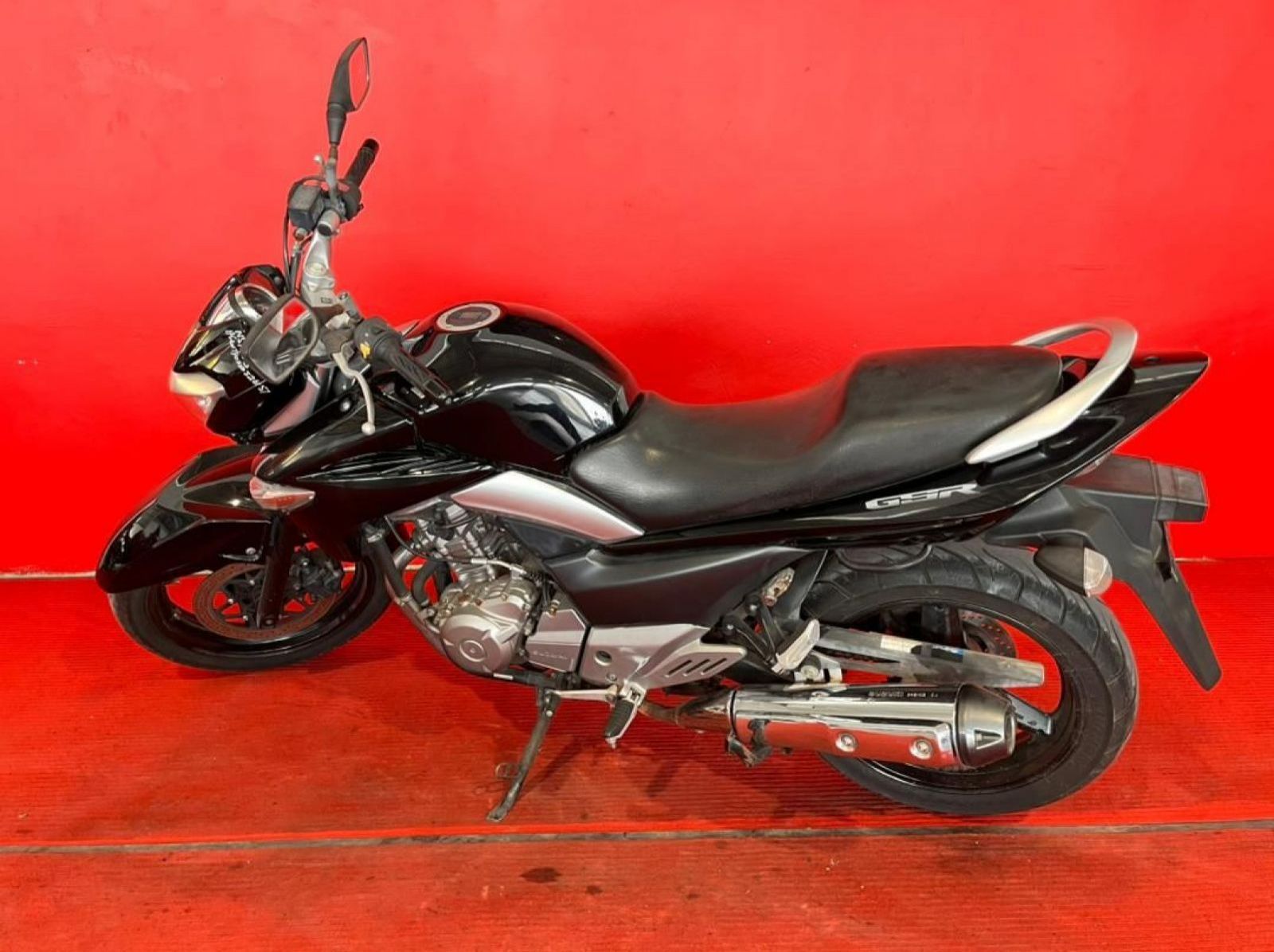 2013 Suzuki GSR250 for sale | 42 425 Km | transmission - Jan Japan