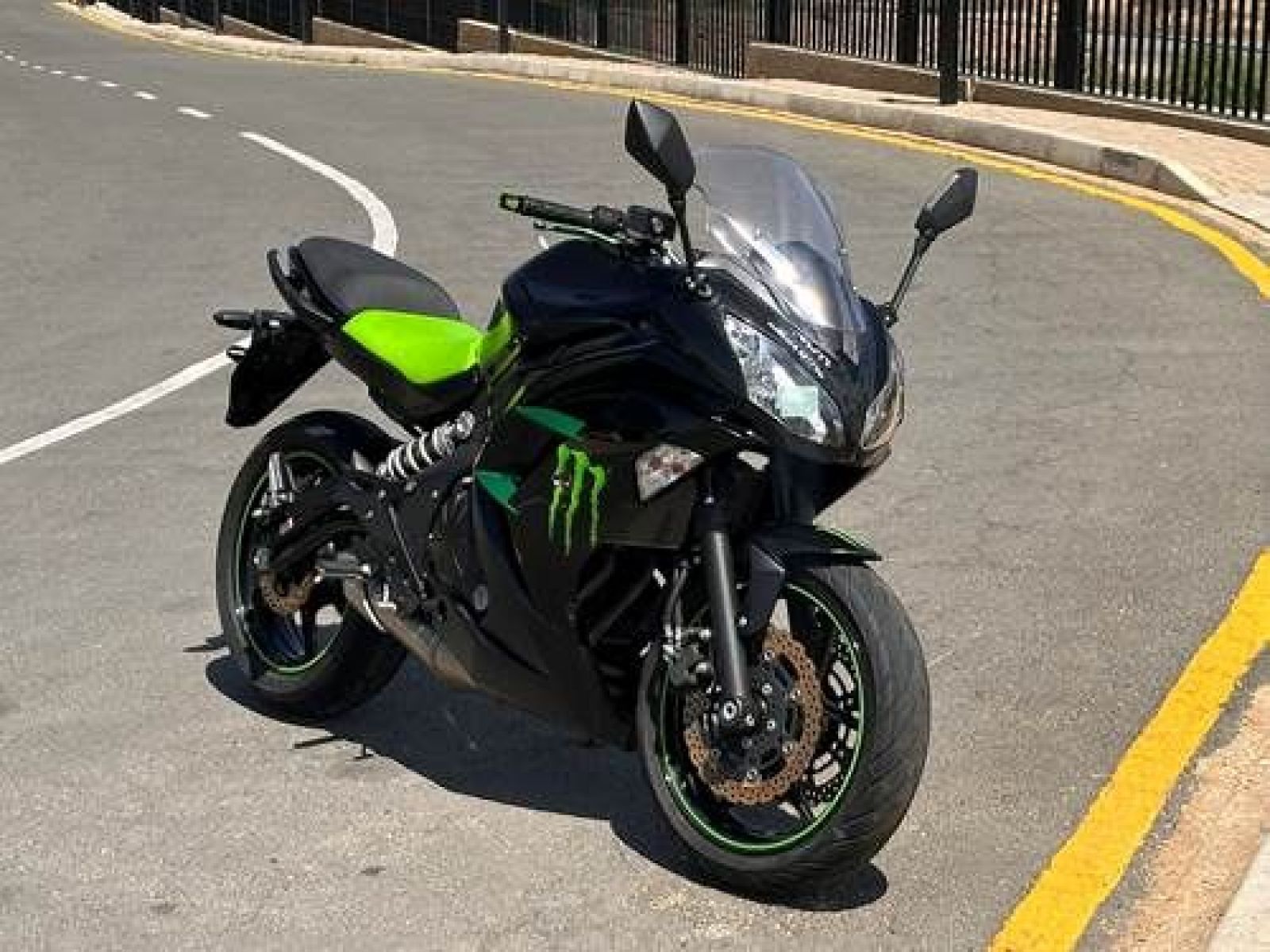 2015 Kawasaki NINJA 400E for sale | 8 971 Km | transmission - Jan 