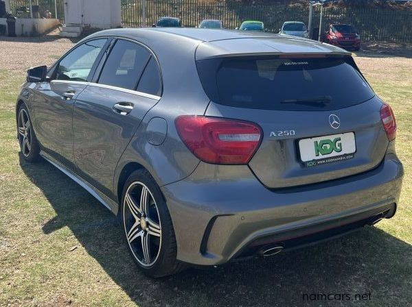 2013 Mercedes-Benz A250 Sports pictures