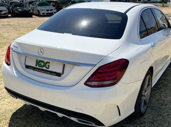 2017 Mercedes-Benz C220d pictures