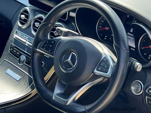 2017 Mercedes-Benz C220d pictures