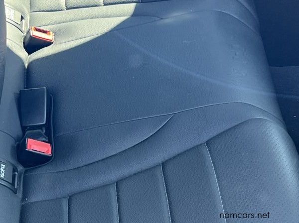 2017 Mercedes-Benz C220d pictures