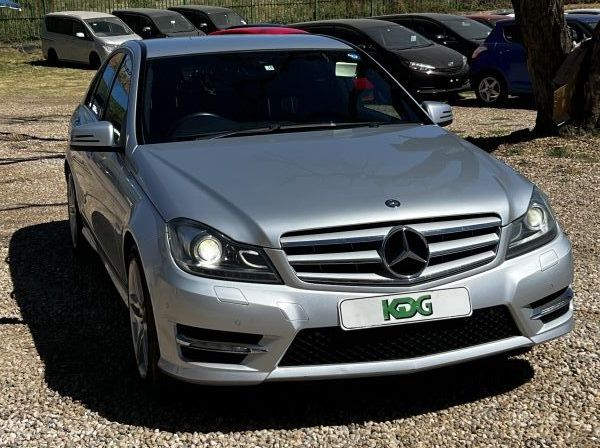 2011 Mercedes-Benz C350 V6 pictures