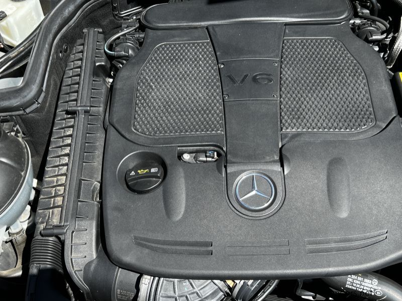 2011 Mercedes-Benz C350 V6 pictures