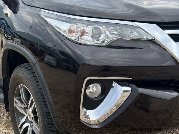 2016 Toyota Fortuner 2.4 GD 6 4x 2 pictures