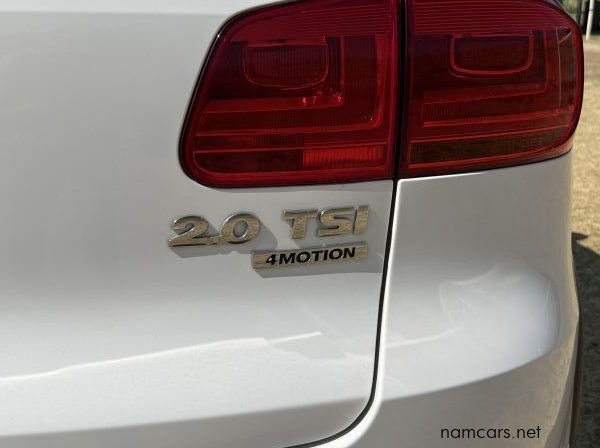 2012 Volkswagen Tiguan R-Line pictures