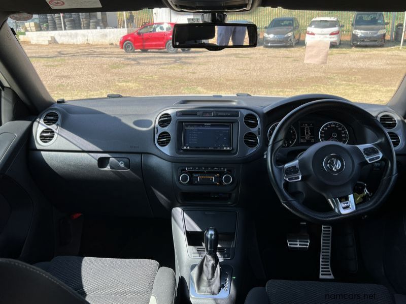2012 Volkswagen Tiguan R-Line pictures
