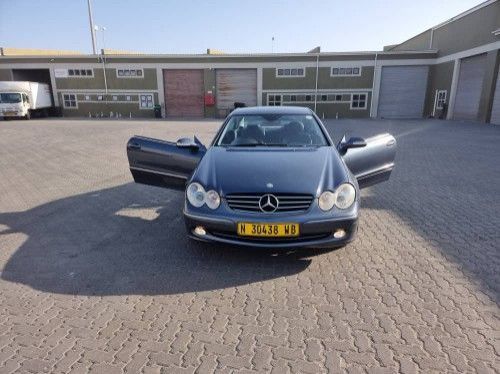 2011 Mercedes-Benz C209 Coupe pictures