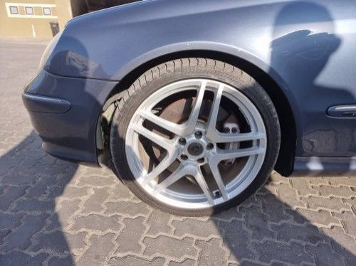 2011 Mercedes-Benz C209 Coupe pictures