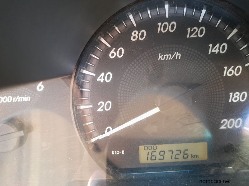 2015 Toyota Hilux 2.5 D4D SRX pictures