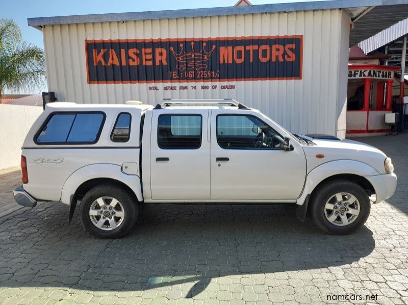 2014 Nissan NP300 H/Body D/C 4x4 pictures