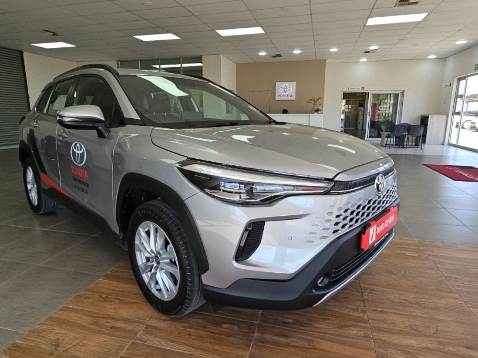 2025 Toyota Corolla Cross XS 1.8 CVT photo