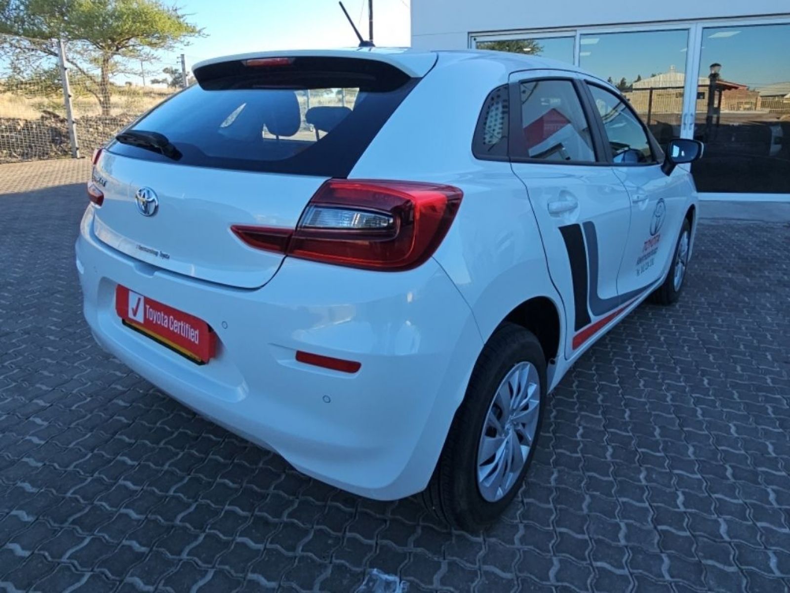 2025 Toyota Starlet Xi MT photo