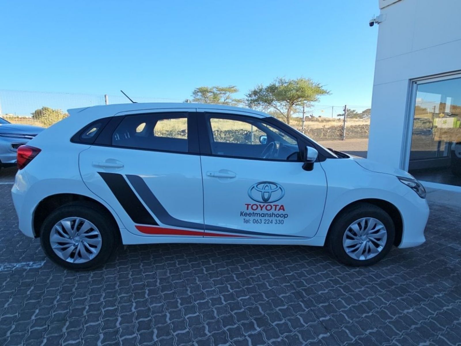 2025 Toyota Starlet Xi MT photo