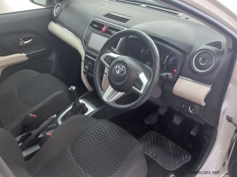 2018 Toyota Rush pictures