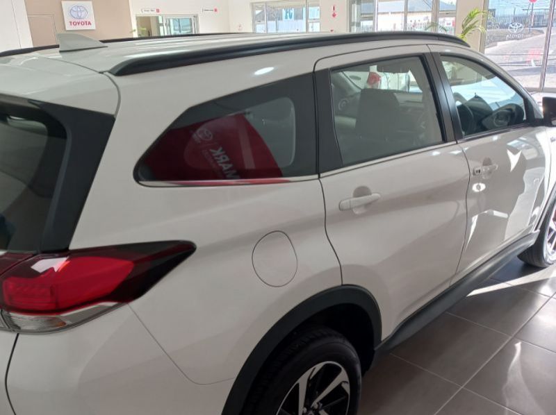 2018 Toyota Rush pictures