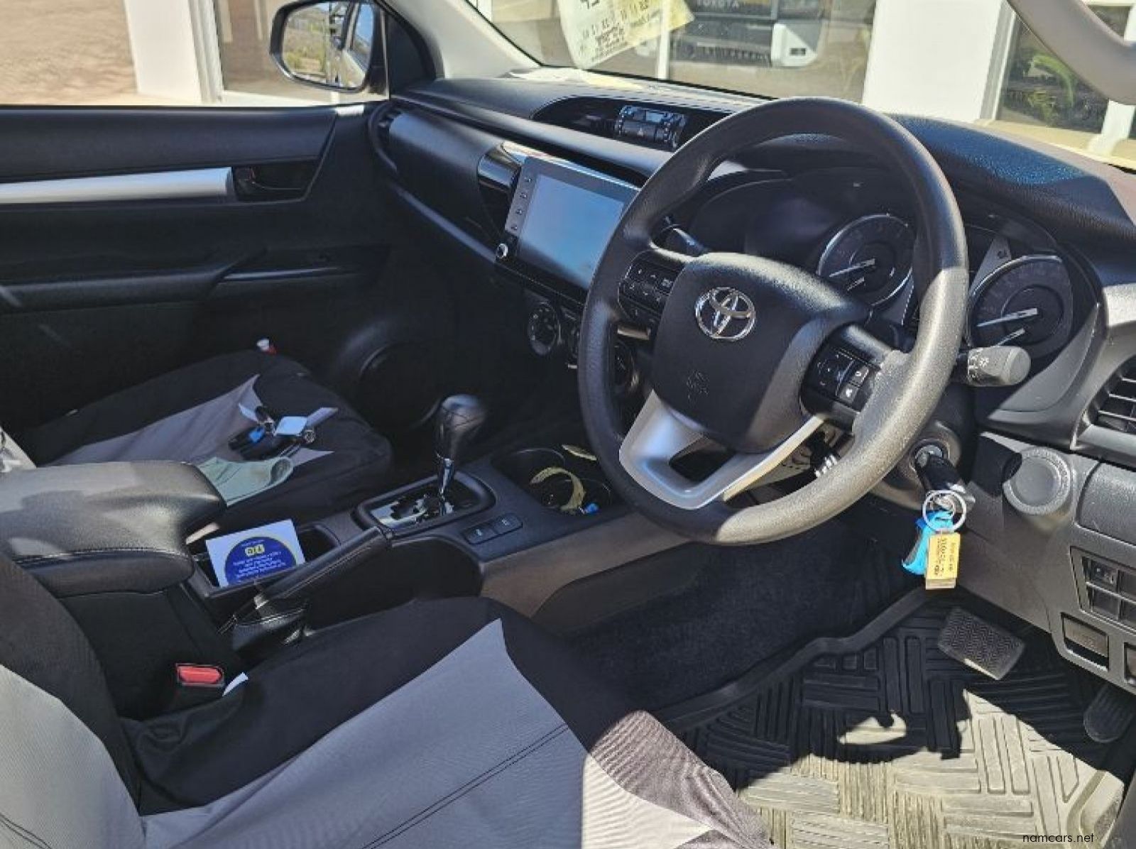 2022 Toyota Hilux pictures