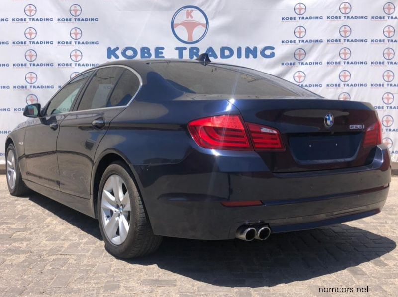 2011 BMW 528 i pictures