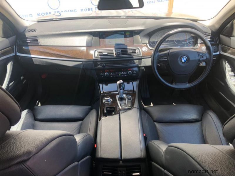 2011 BMW 528 i pictures