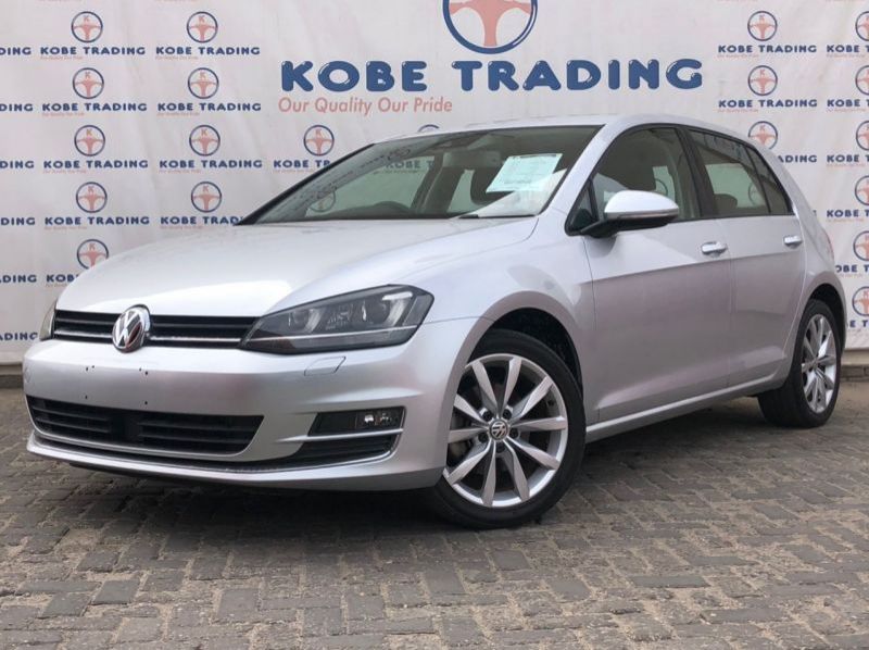 2013 Volkswagen GOLF VII   TSI Highline  Blue Motion 110KW pictures