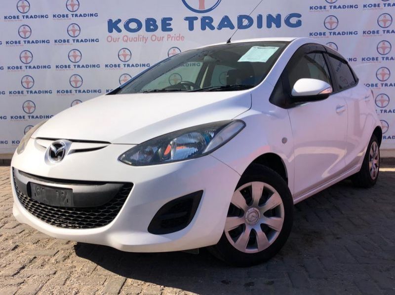 2014 Mazda Demio 13SKY ACTIV pictures