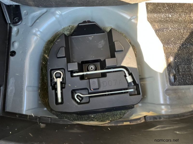 2014 Mazda Demio pictures