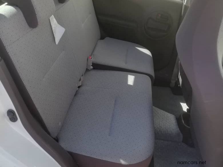 2014 Toyota Passo pictures