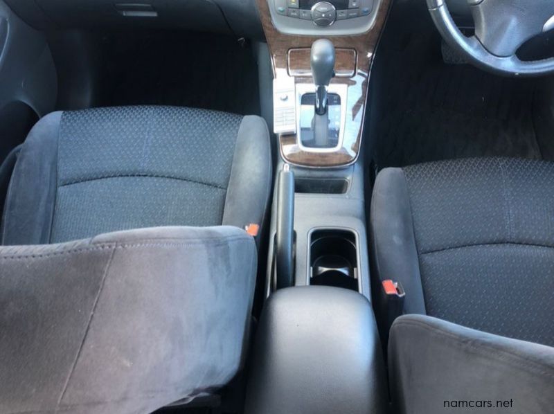 2013 Nissan Slyphy 1.8  Executive pictures