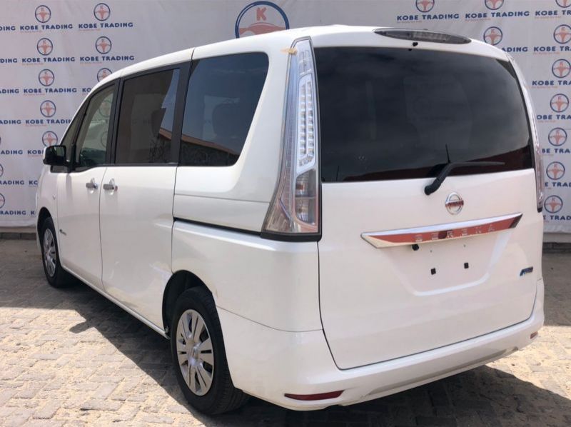 2013 Nissan serena HYBRID/S 20X pictures