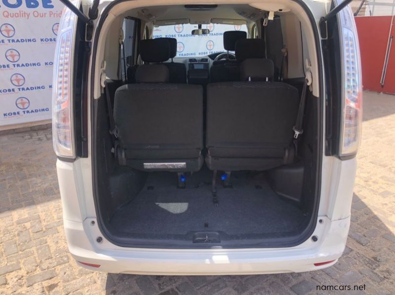 2013 Nissan serena HYBRID/S 20X pictures