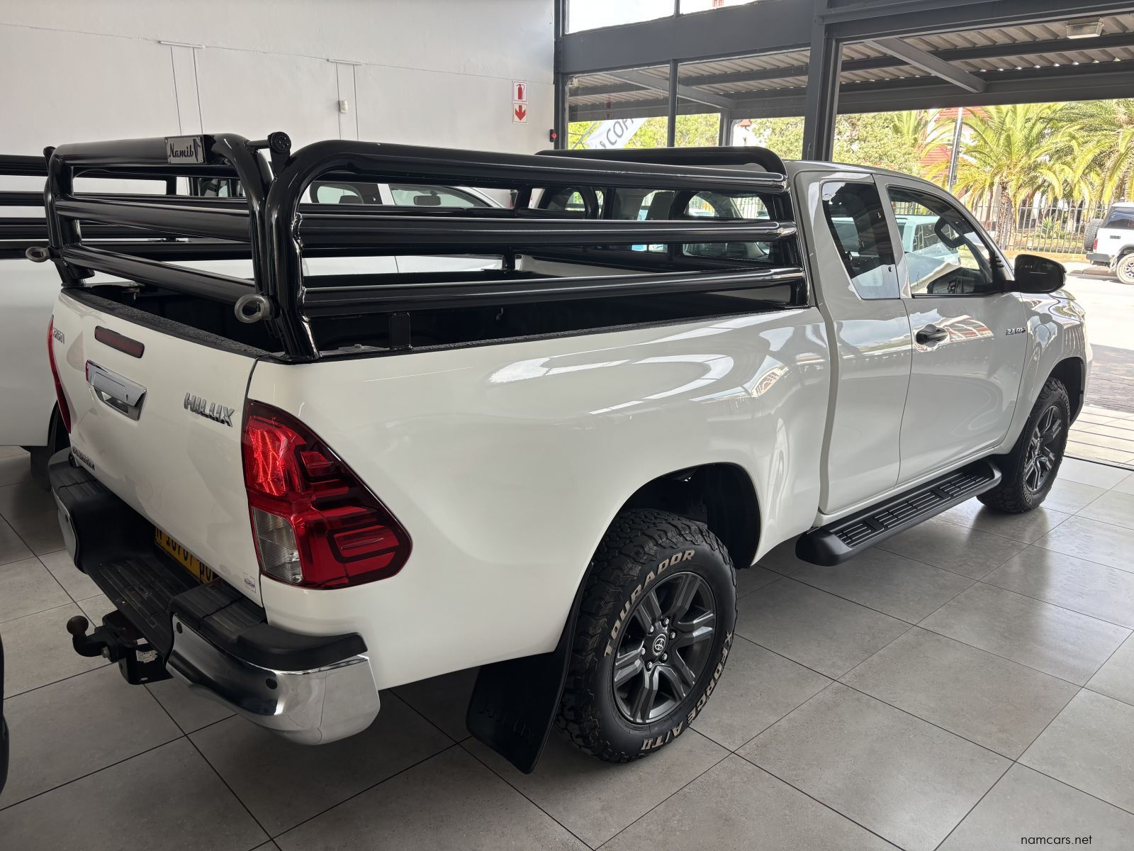 2022 Toyota Hilux Ex/cab 2.4 Raider M/t photo