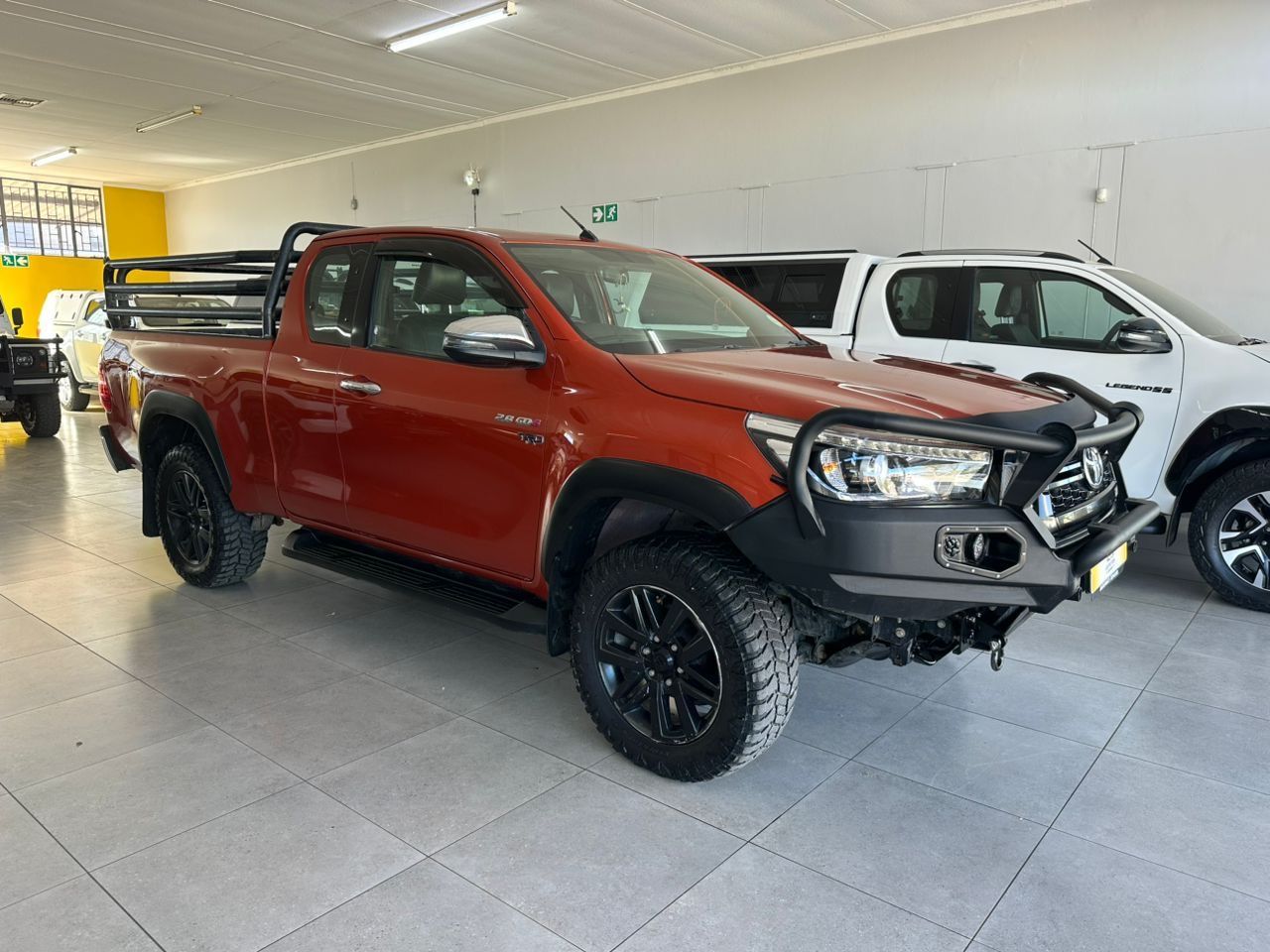 Toyota Raider Ex/cab 4x4 A/t 2.8 in Namibia