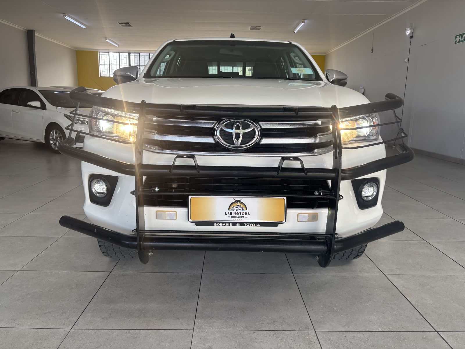2018 Toyota Hilux 2.8 D/cab 4x4 A/t 4x4 Raider photo