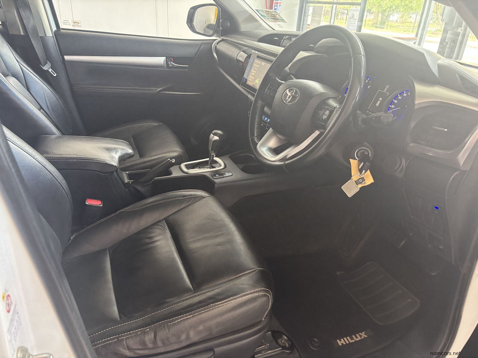 2018 Toyota Hilux 2.8 D/cab 4x4 A/t 4x4 Raider photo