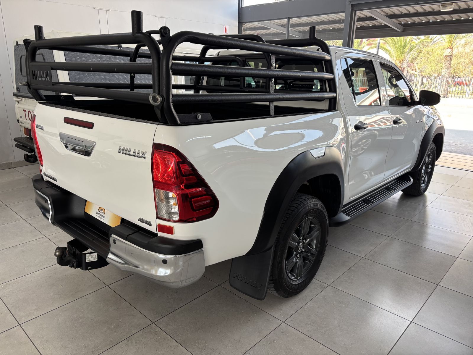 2023 Toyota Hilux 2.4 D/cab 4x4 A/t photo
