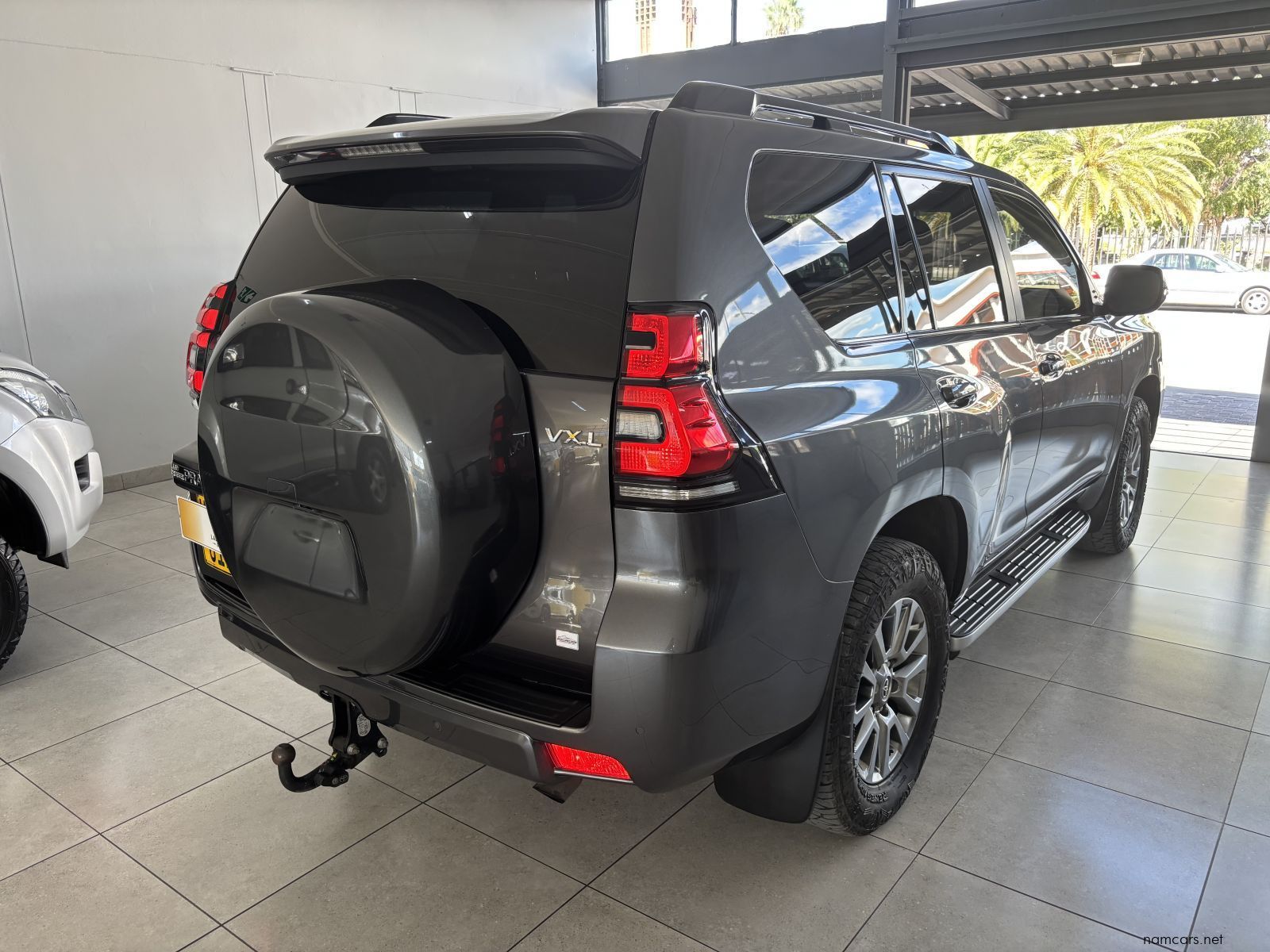 2019 Toyota Prado VX L 3.0 Diesel A/t photo